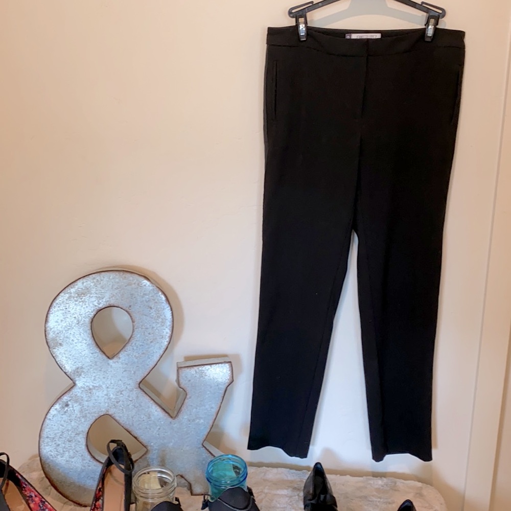 JLo black tuxedo pant. Like New! 2 AVG/REG.